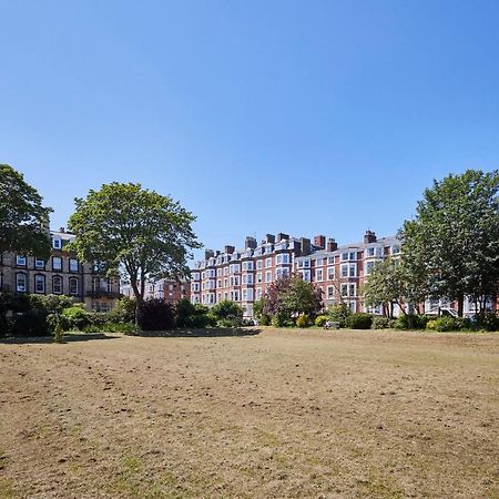 Host & Stay - Brooklands Timeless 斯卡伯勒 外观 照片