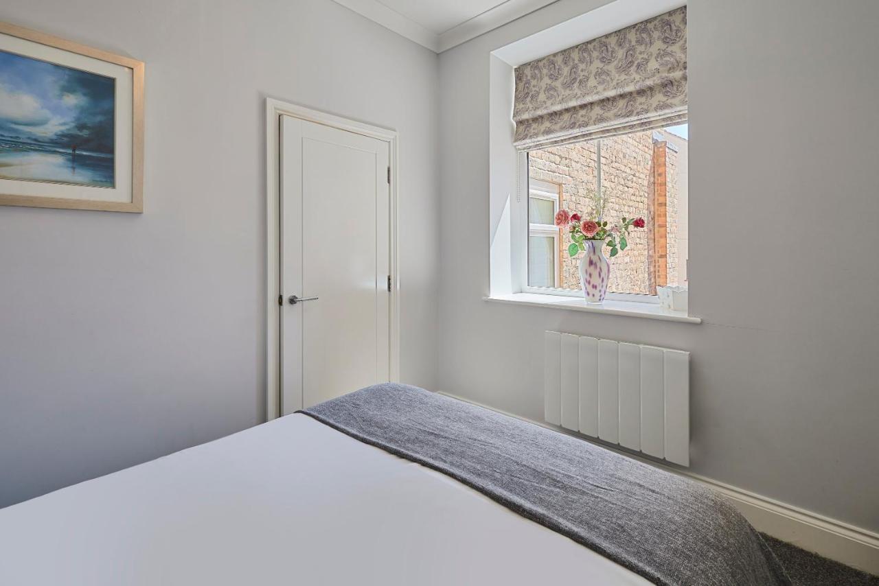 Host & Stay - Brooklands Timeless 斯卡伯勒 外观 照片